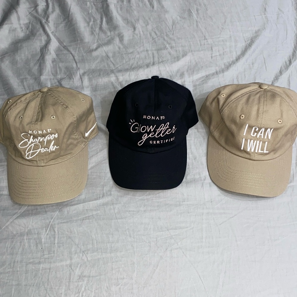 Monat caps